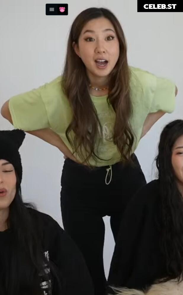 Fuslie (Leslie) Image 4349399