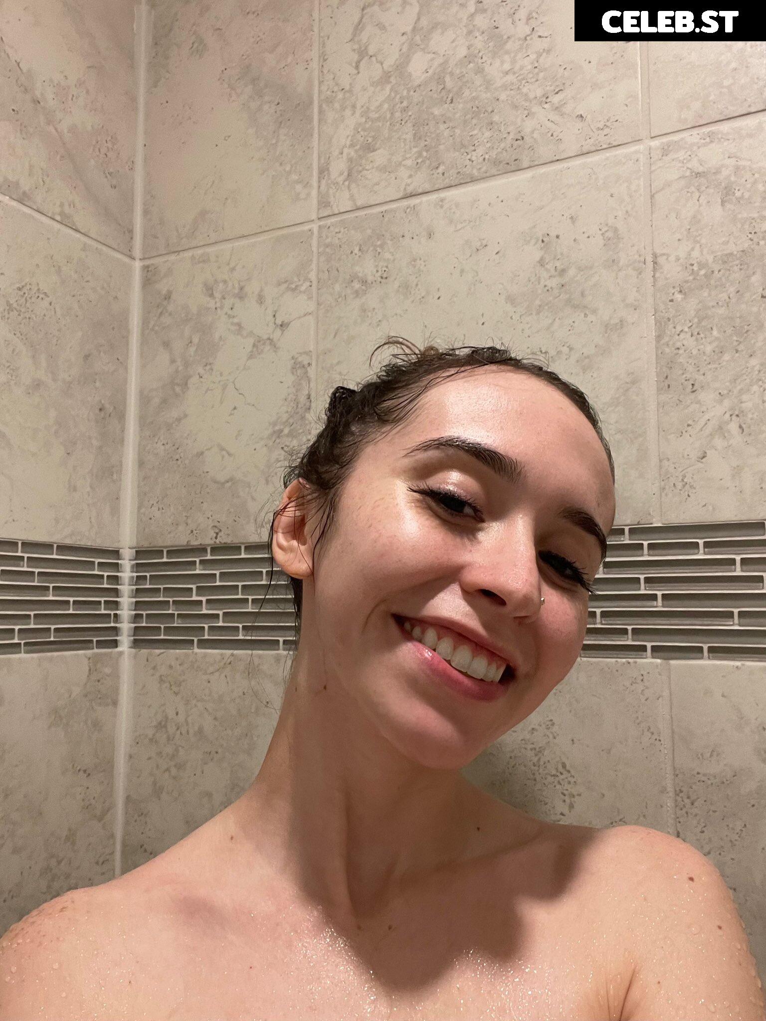 Catlyn Crespo Image 4336213