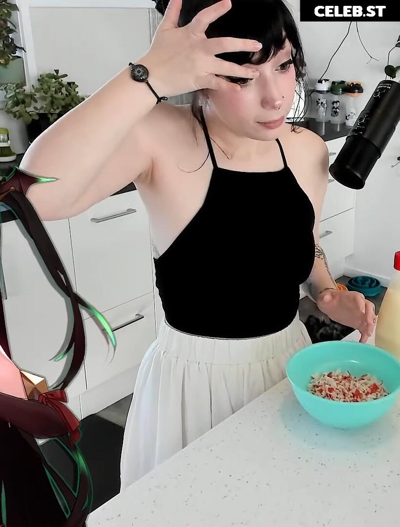 Layna lazar Image 4334369