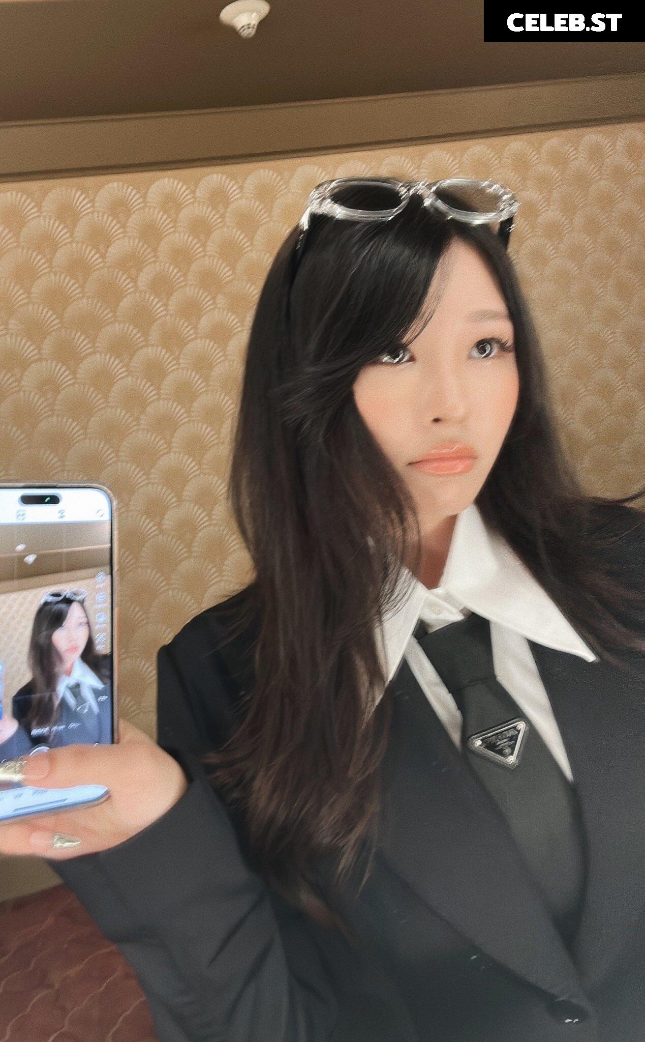 Kang Hee Yoon / Hyoon / Aikuros Image 4332616