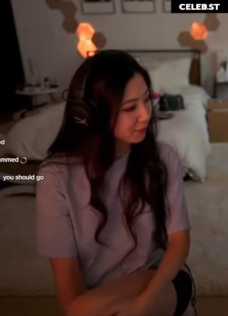 Fuslie (Leslie) Image 4330547