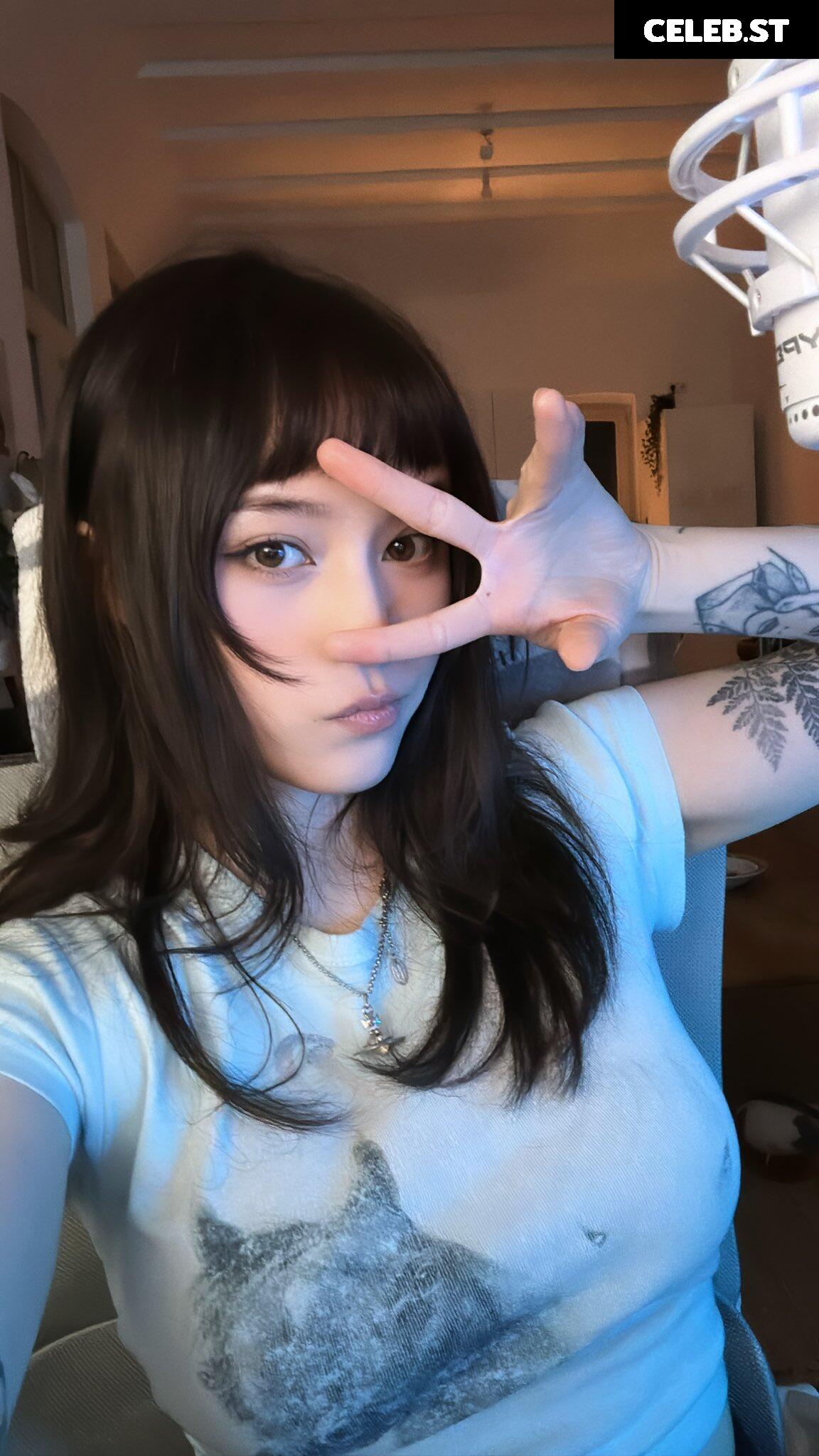 JadeyAnh | vylerria Image 4339403