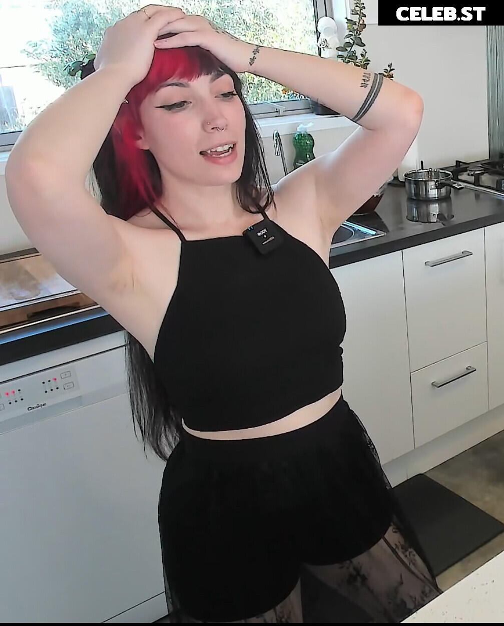 Layna lazar Image 4338624