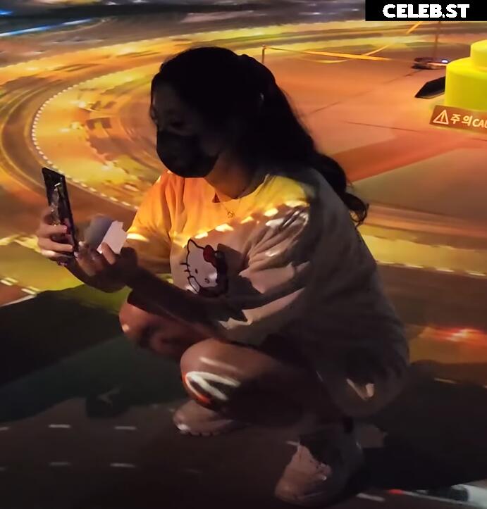 Fuslie (Leslie) Image 4327315