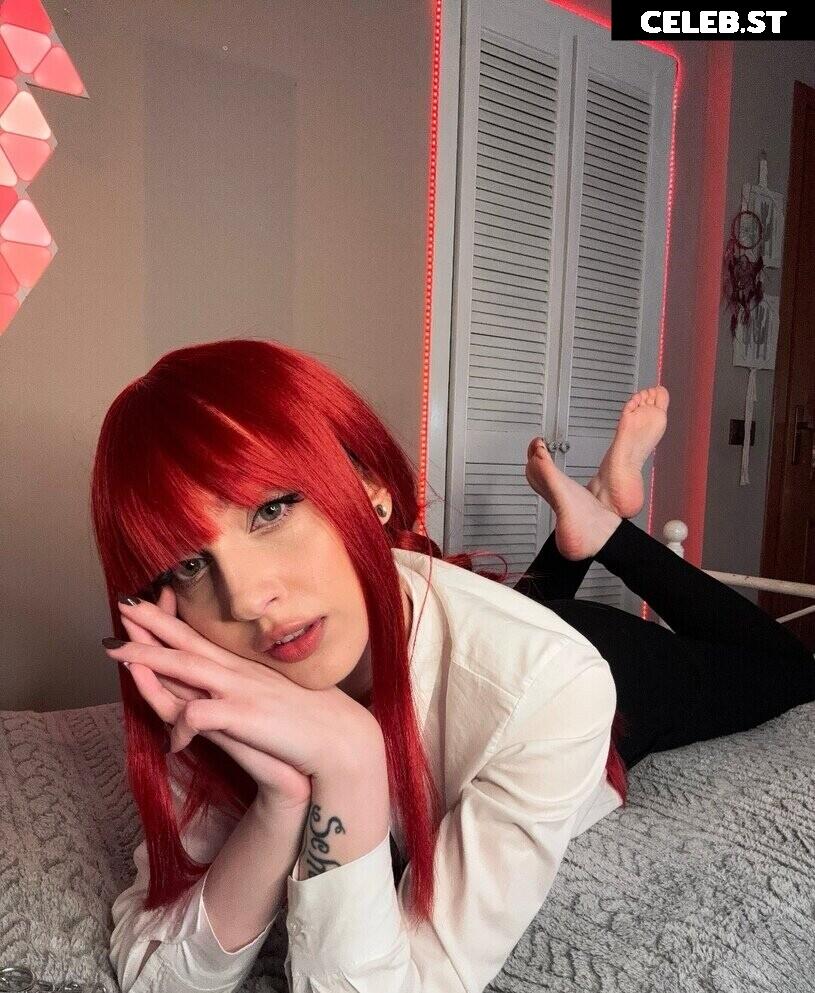 Mona Schon (Italian Streamer) Image 4324476