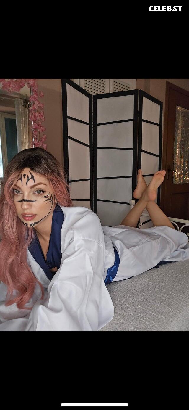 Mona Schon (Italian Streamer) Image 4324415