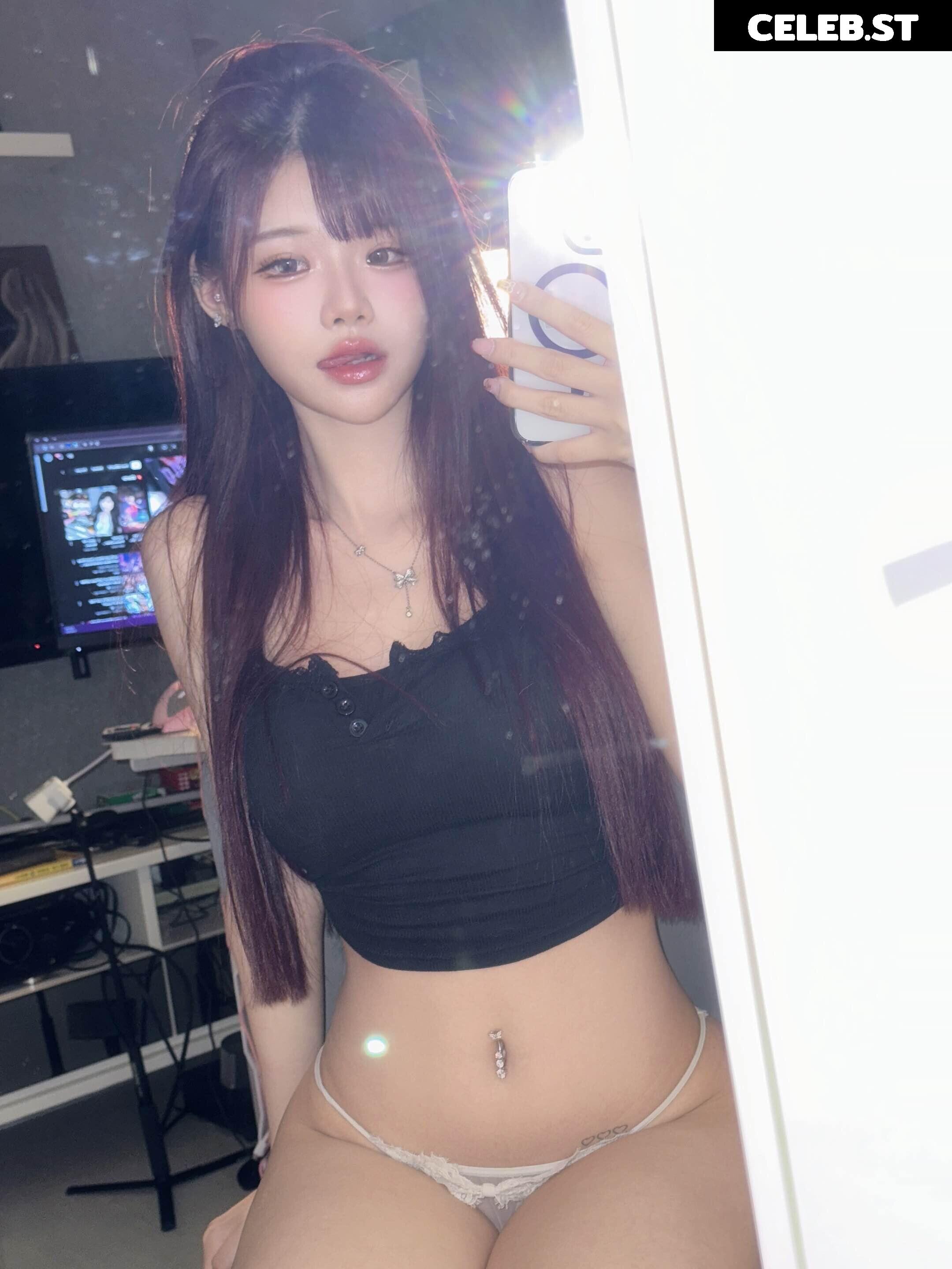 irissiri129 / irisyiyi_ / 艾怡 Image 4321463