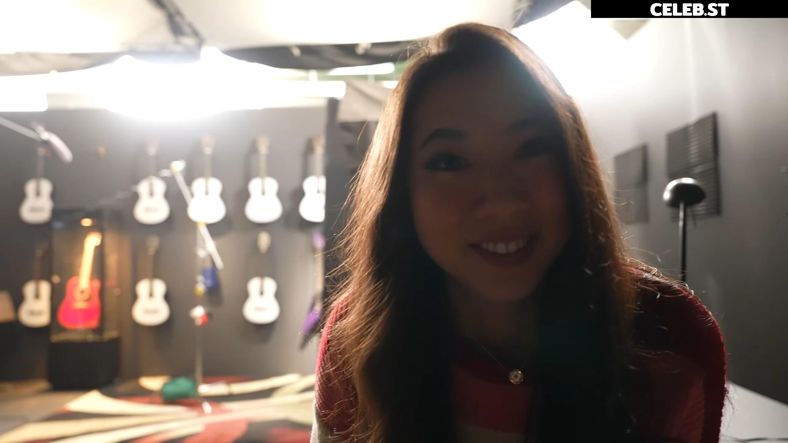 Fuslie (Leslie) Image 4321651