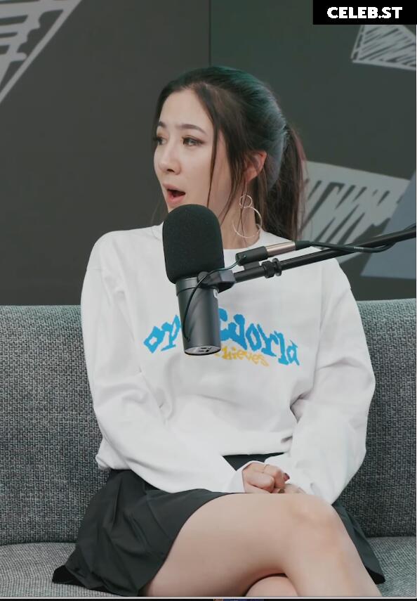 Fuslie (Leslie) Image 4320145