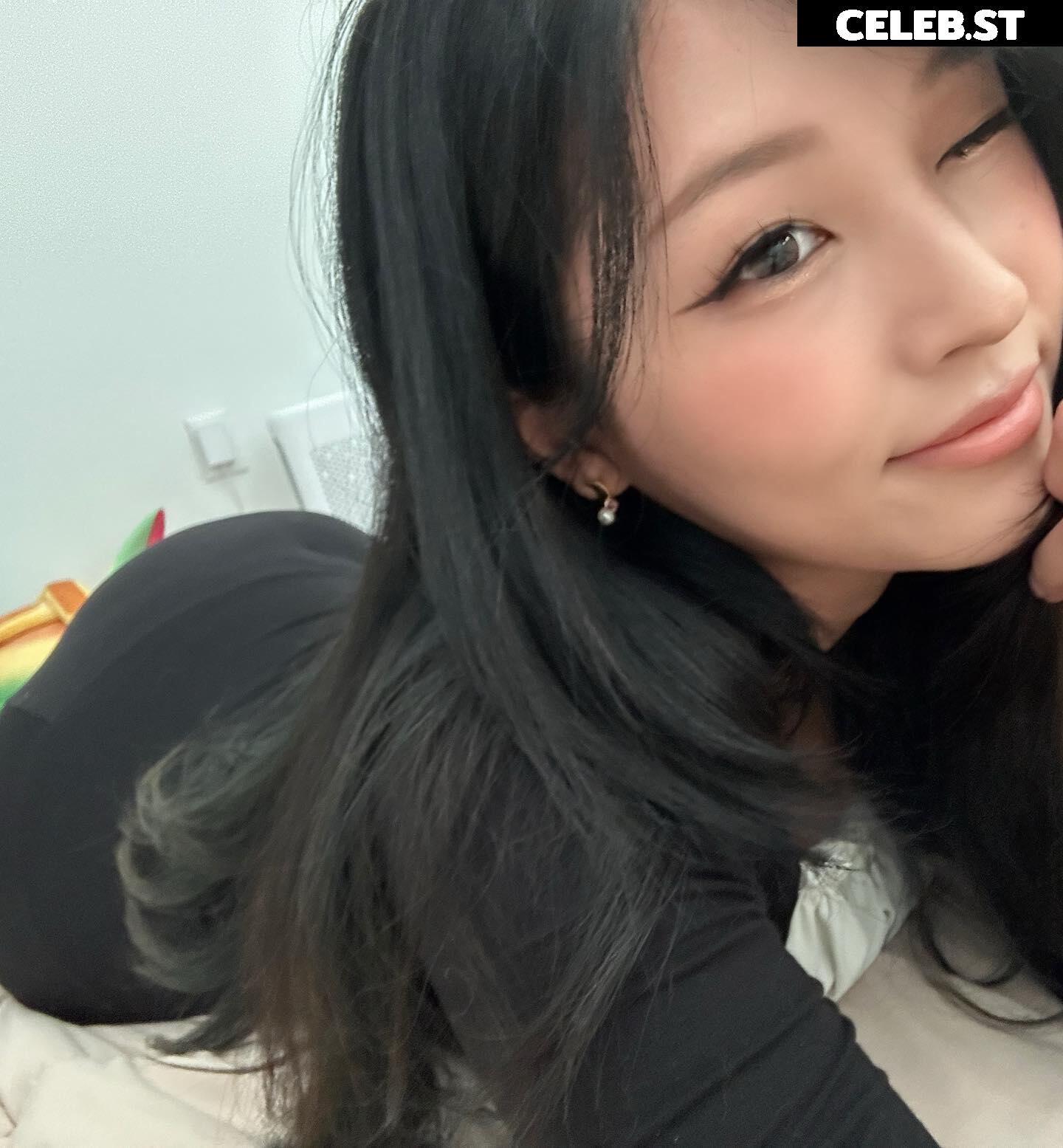 Kang Hee Yoon / Hyoon / Aikuros Image 4329146