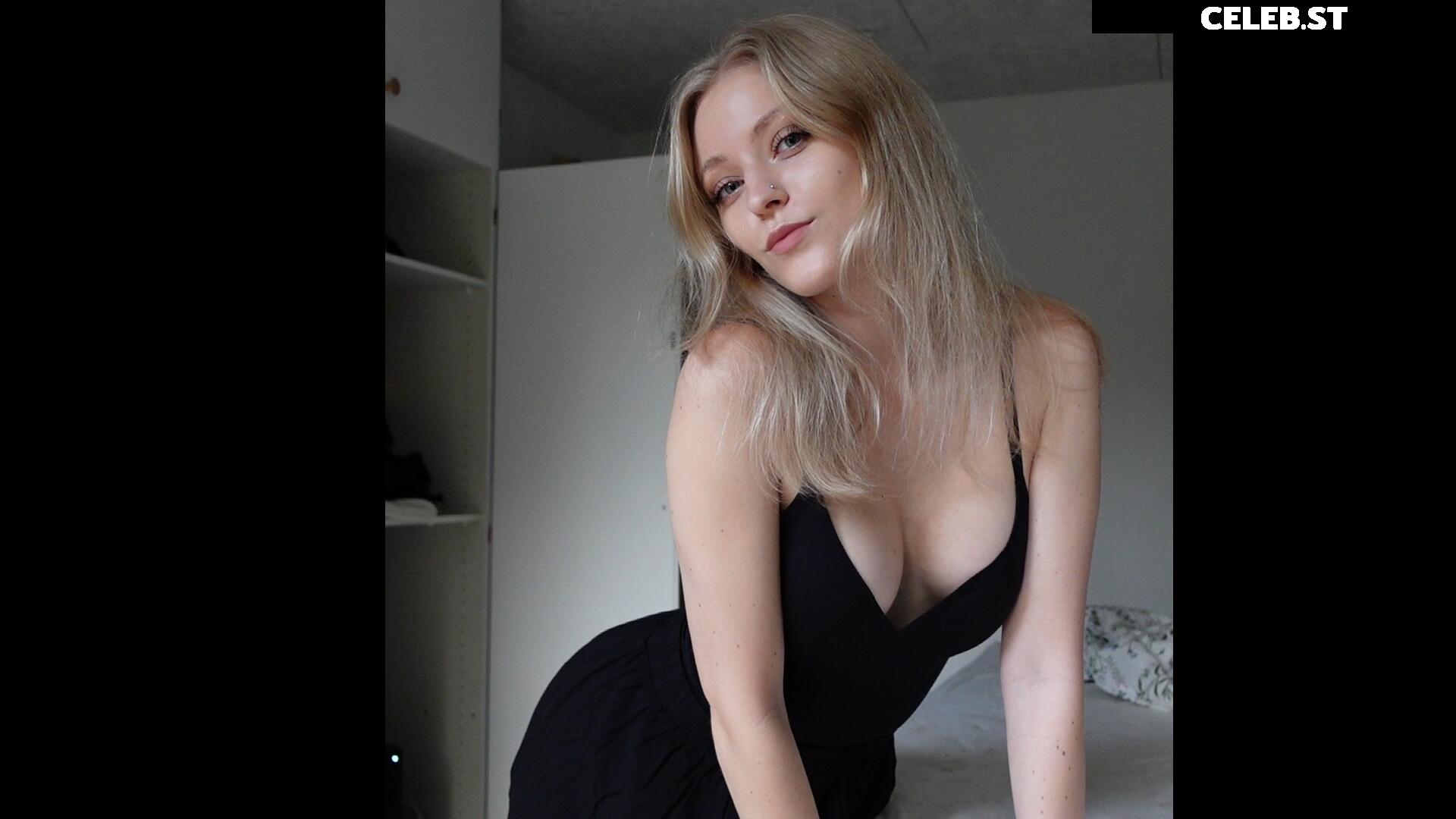 Copykat_/Itsyourkatrine Image 4310657
