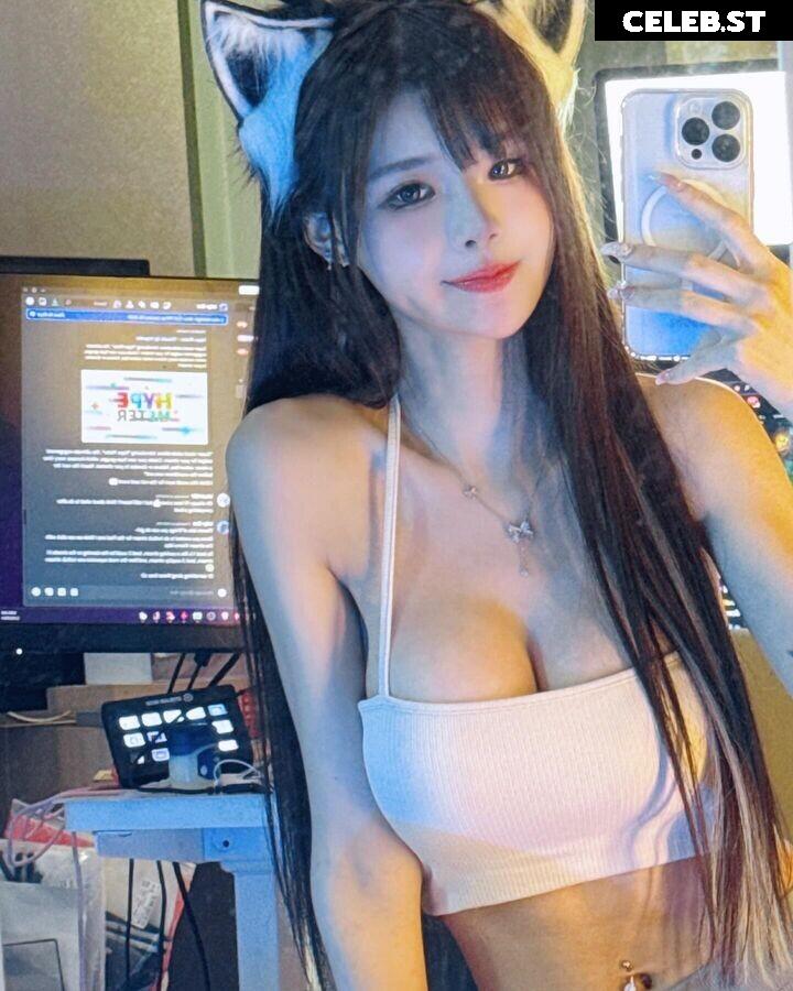 irissiri129 / irisyiyi_ / 艾怡 Image 4318702