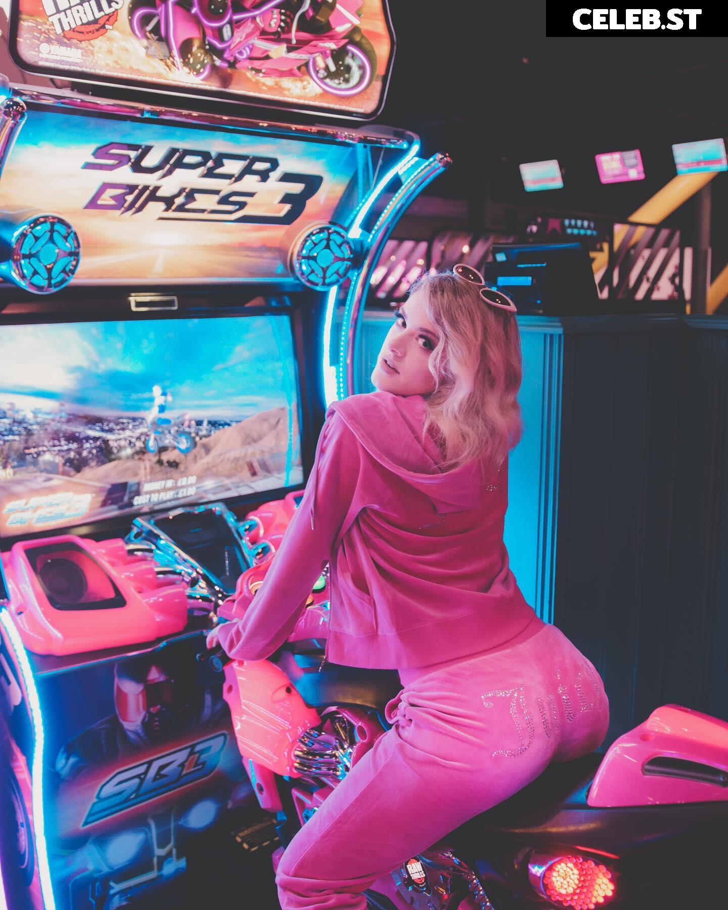 Geocasts / geometric Image 4305472