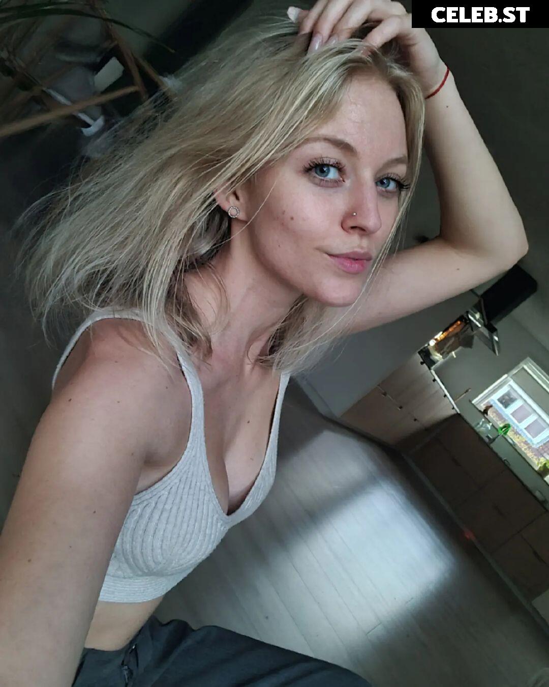 Copykat_/Itsyourkatrine Image 4304380