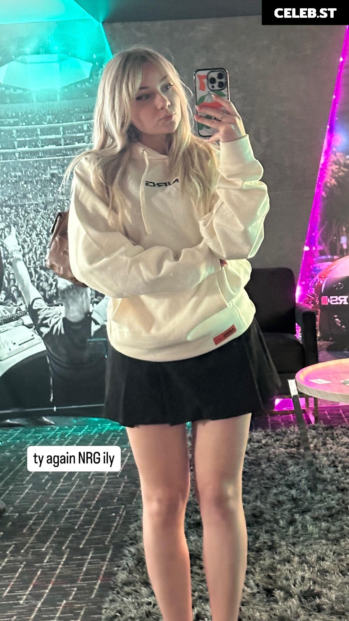 Sagemommy / Jessick / sagemommy69 / sagemommysucks Image 4308652