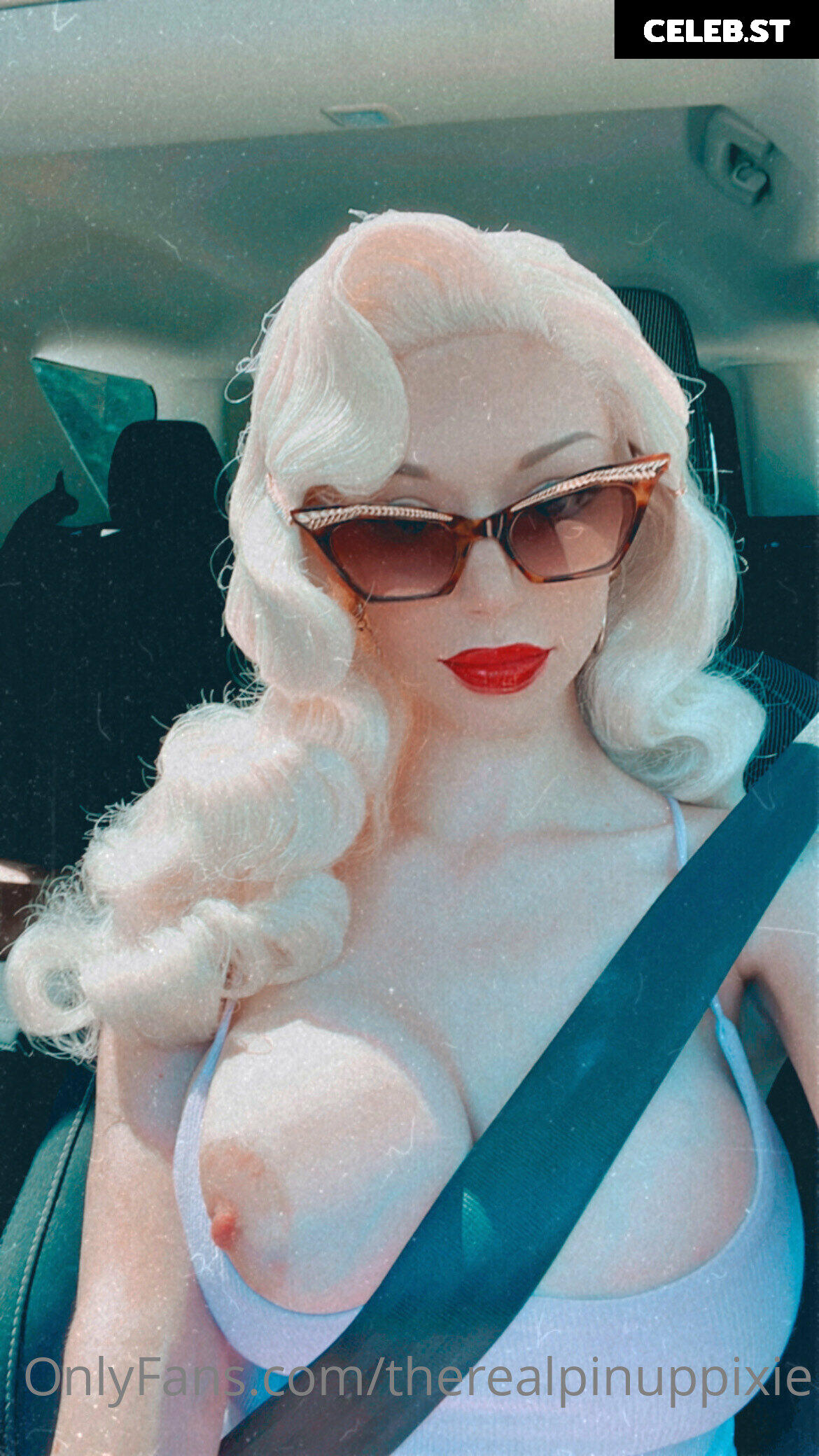 PinupPixie / Cyberpunk Pixie Image 4895999