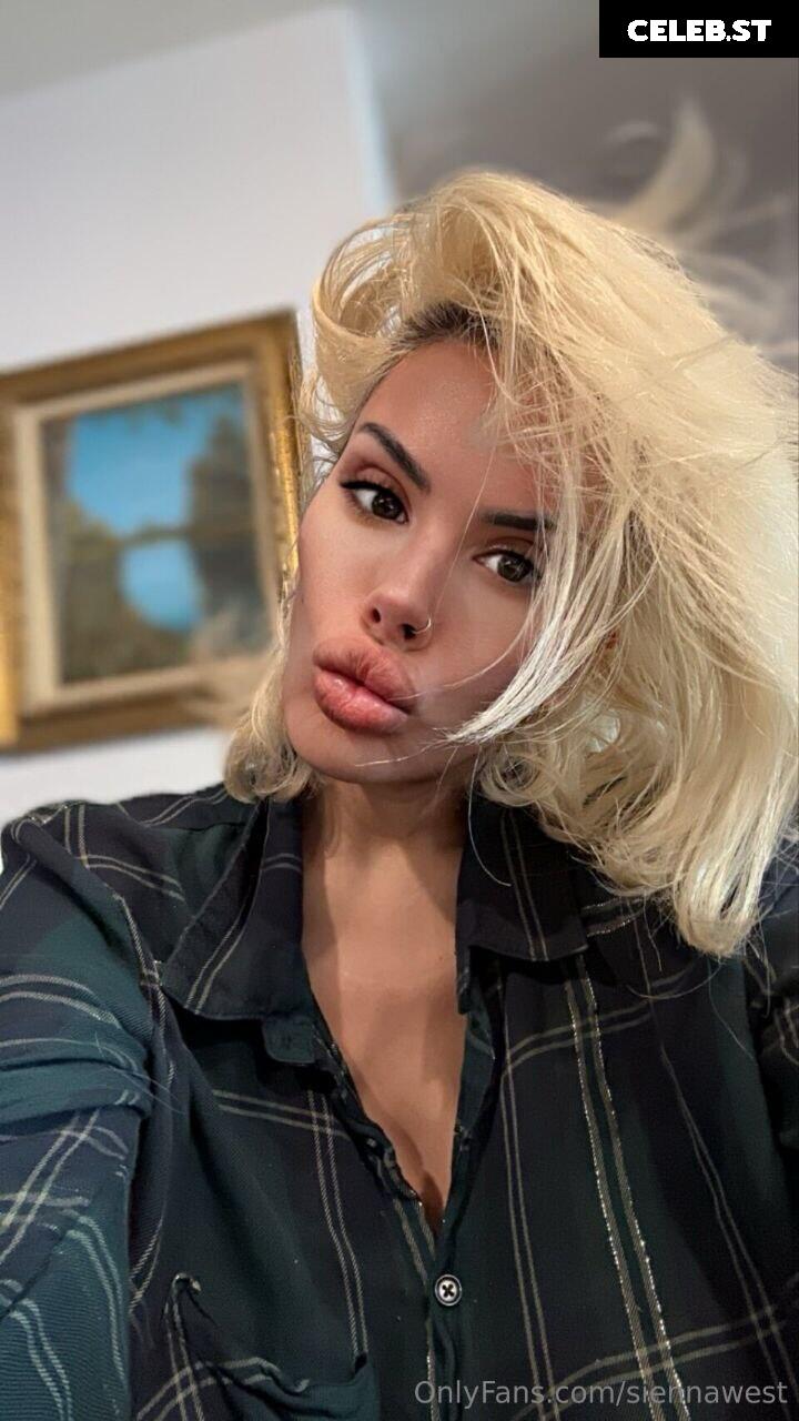 Sienna West Image 4890782