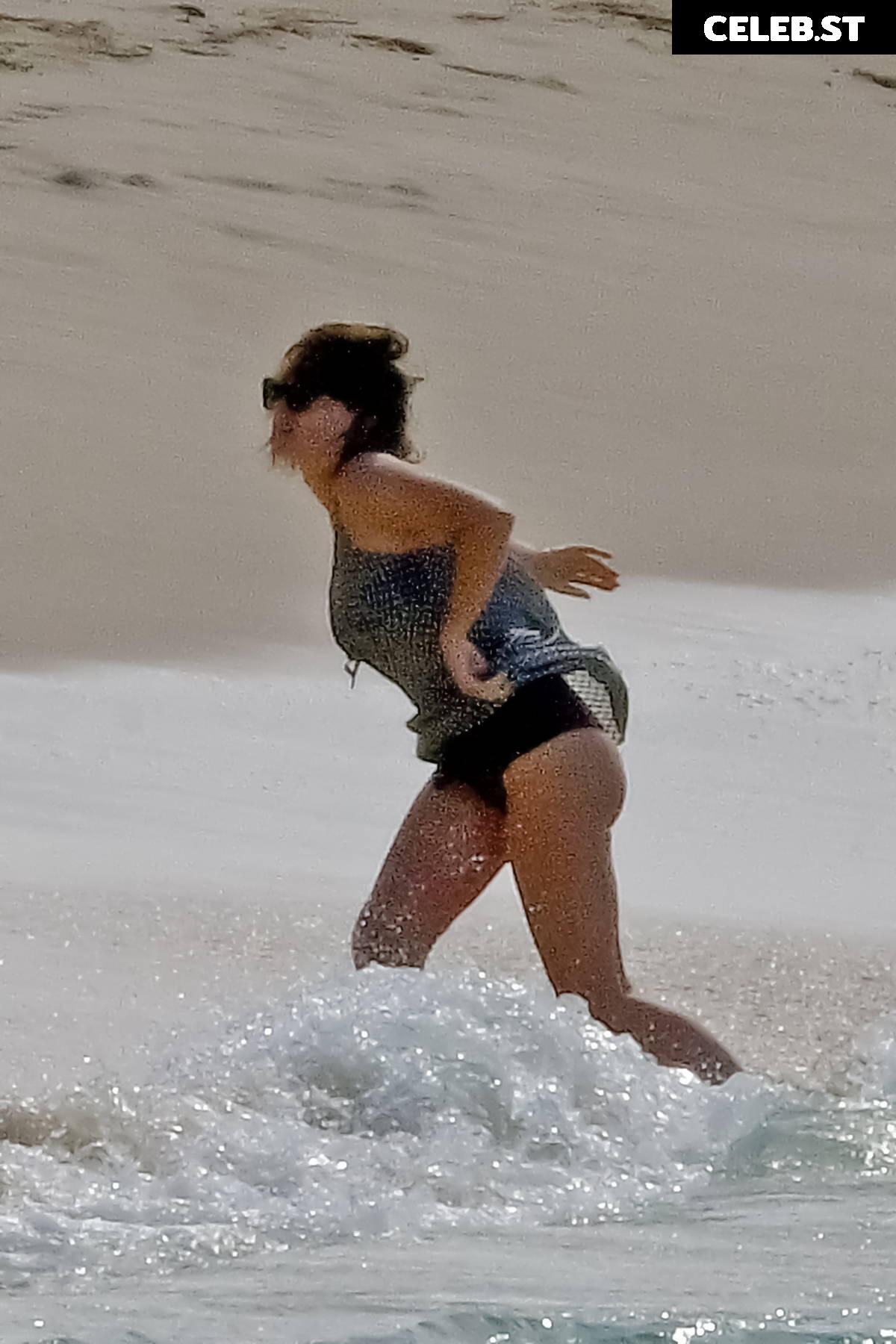 Emma Watson Image 4863560