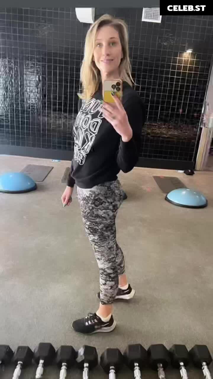 Maude Garrett Image 4831402