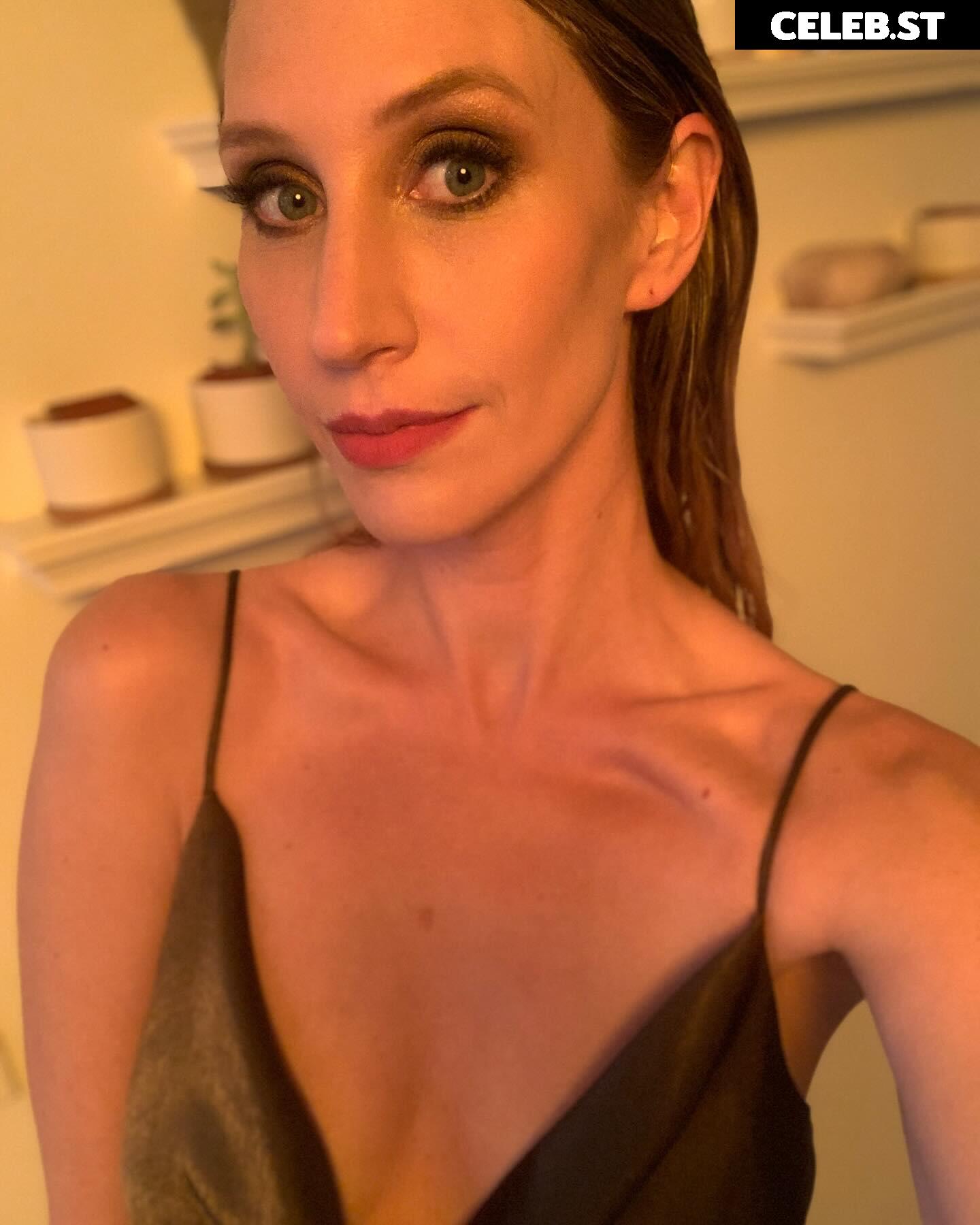Maude Garrett Image 4838380