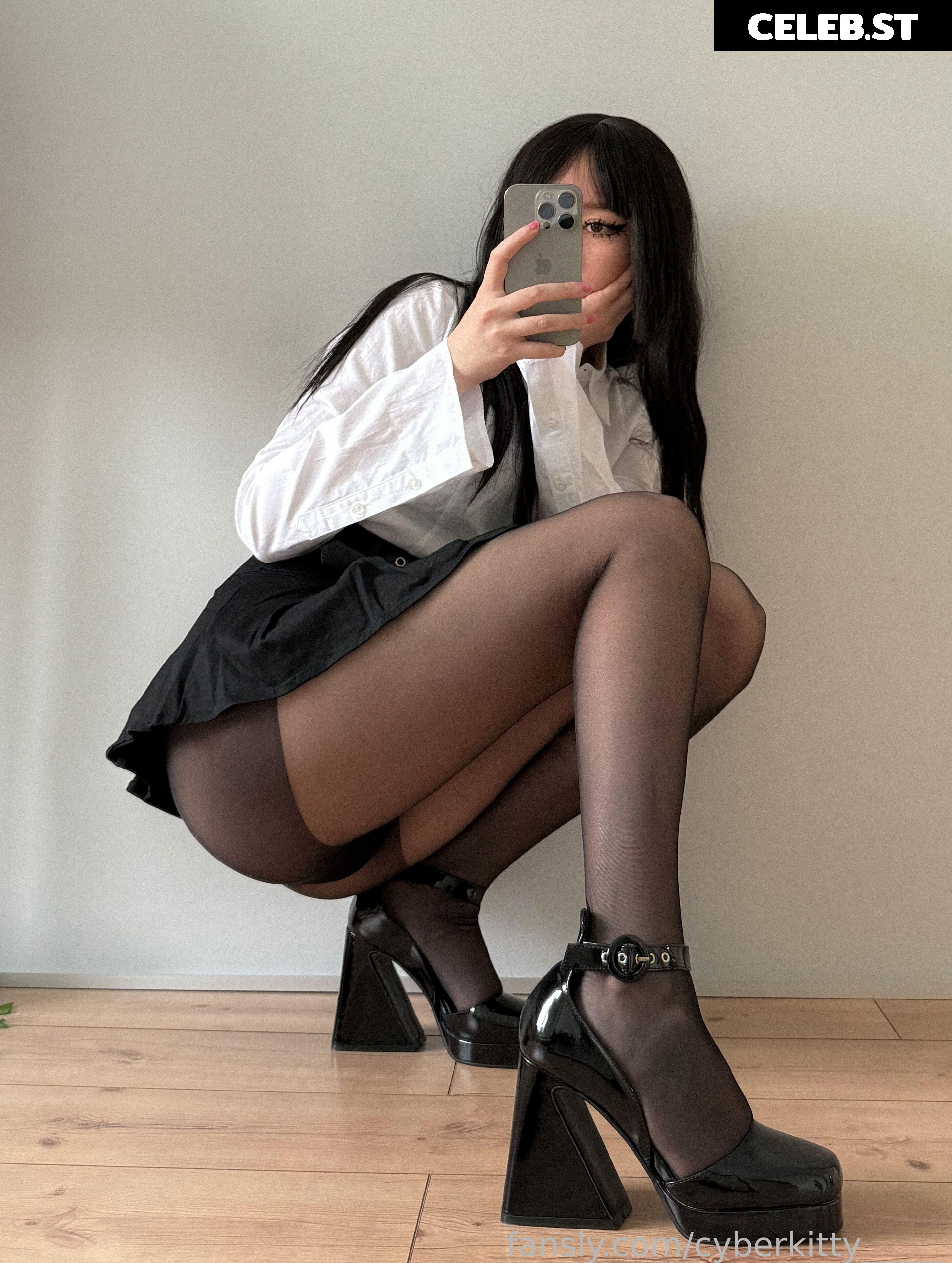 cyberkitty_____  / Dayana Yessembayeva / cyberkitty Image 4826886