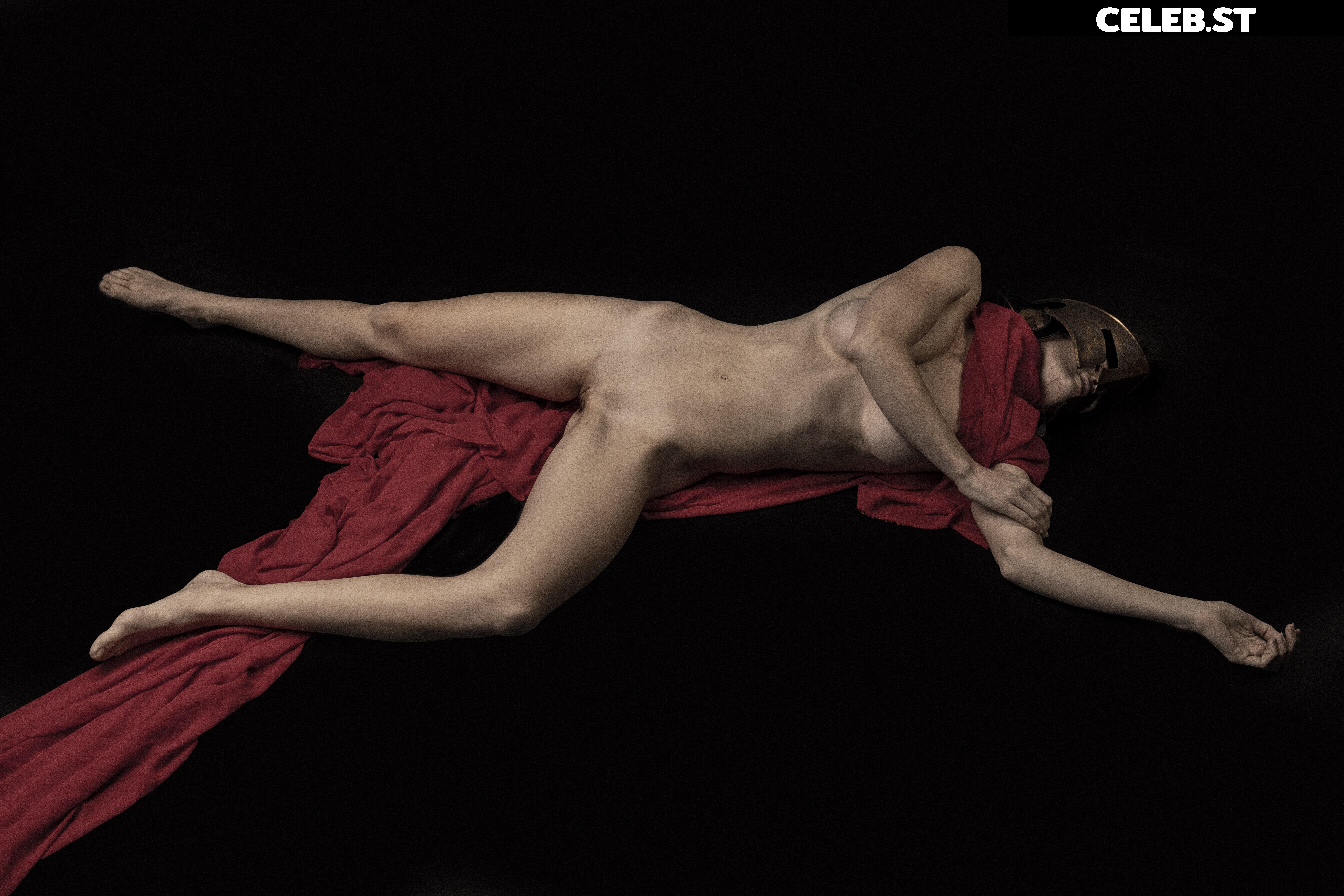 Stephanie Worth Image 482459