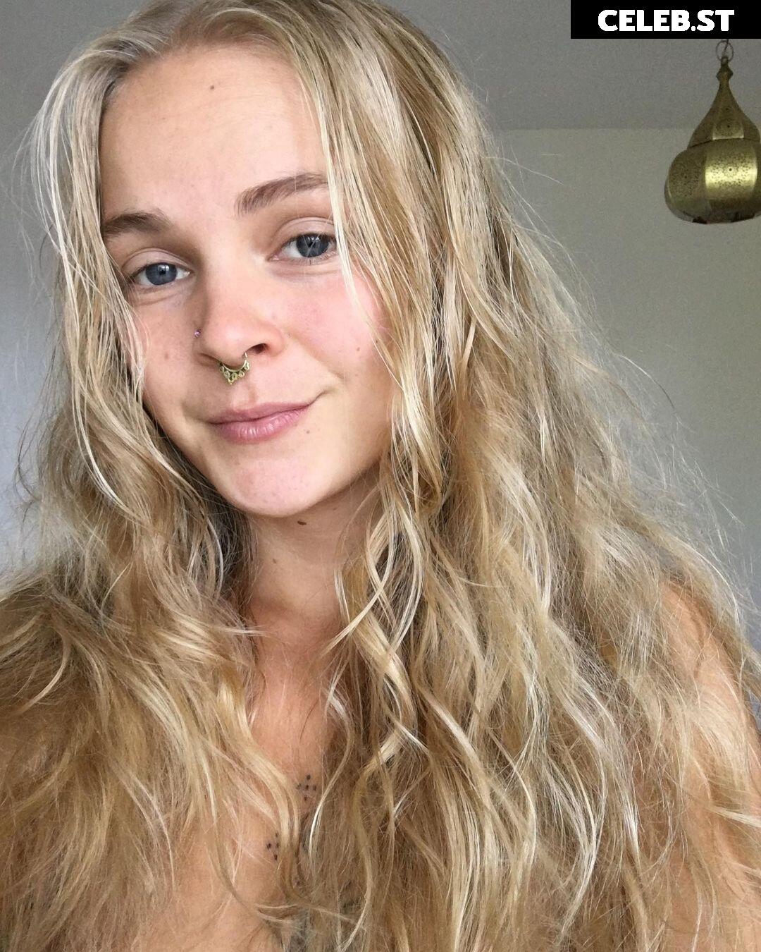 blondeluna Image 482499