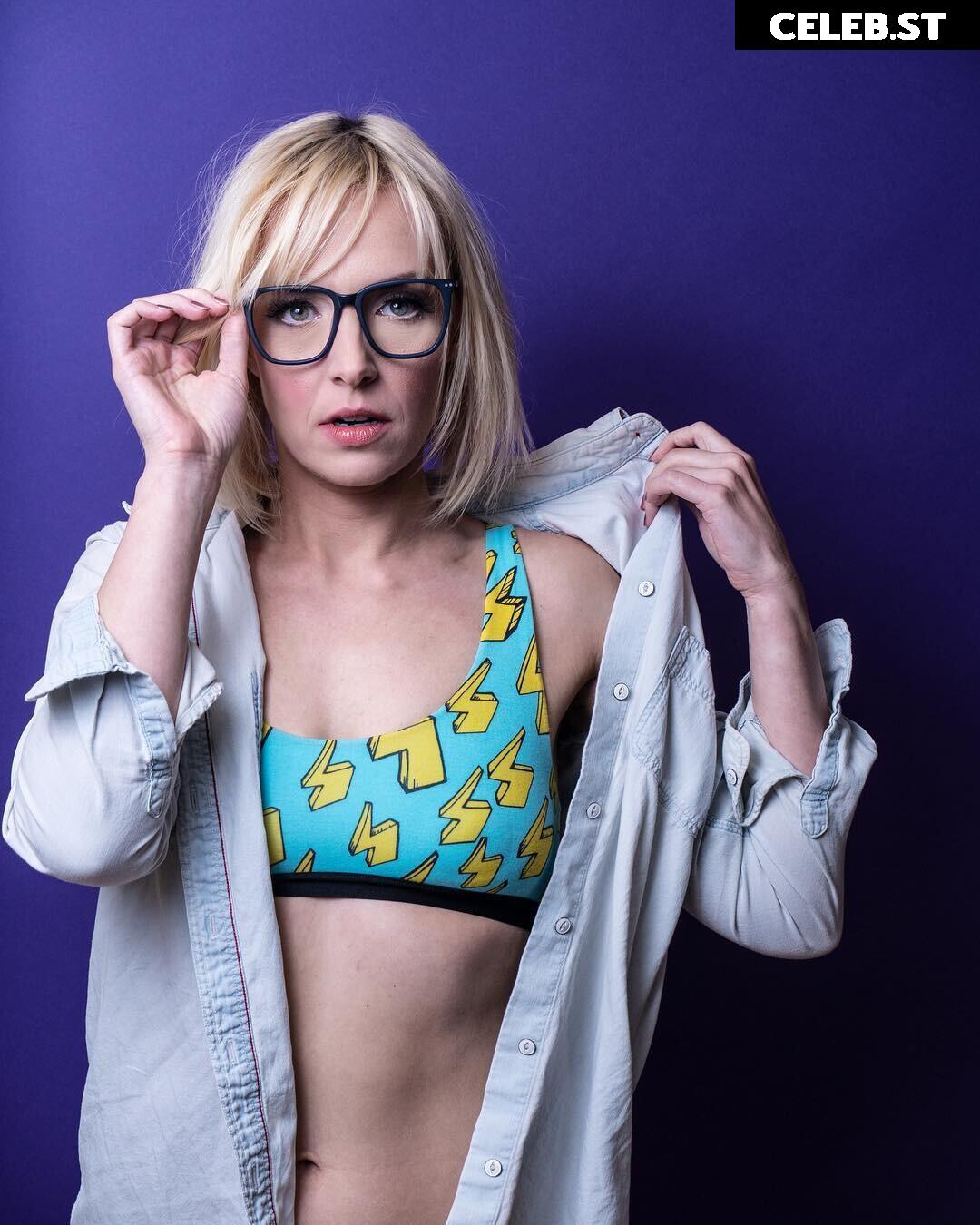 Movie/Series Talk Babes Image 4824913