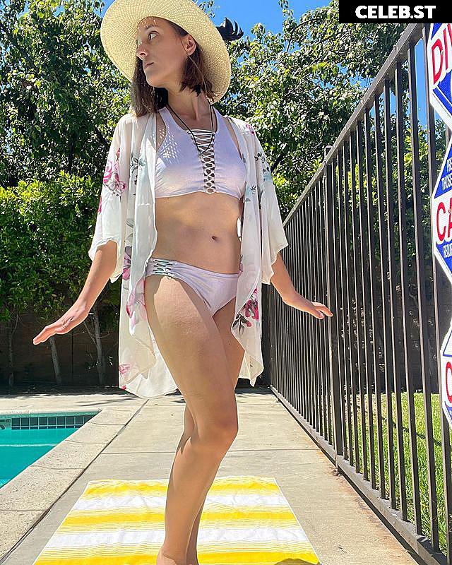 Movie/Series Talk Babes Image 4829479