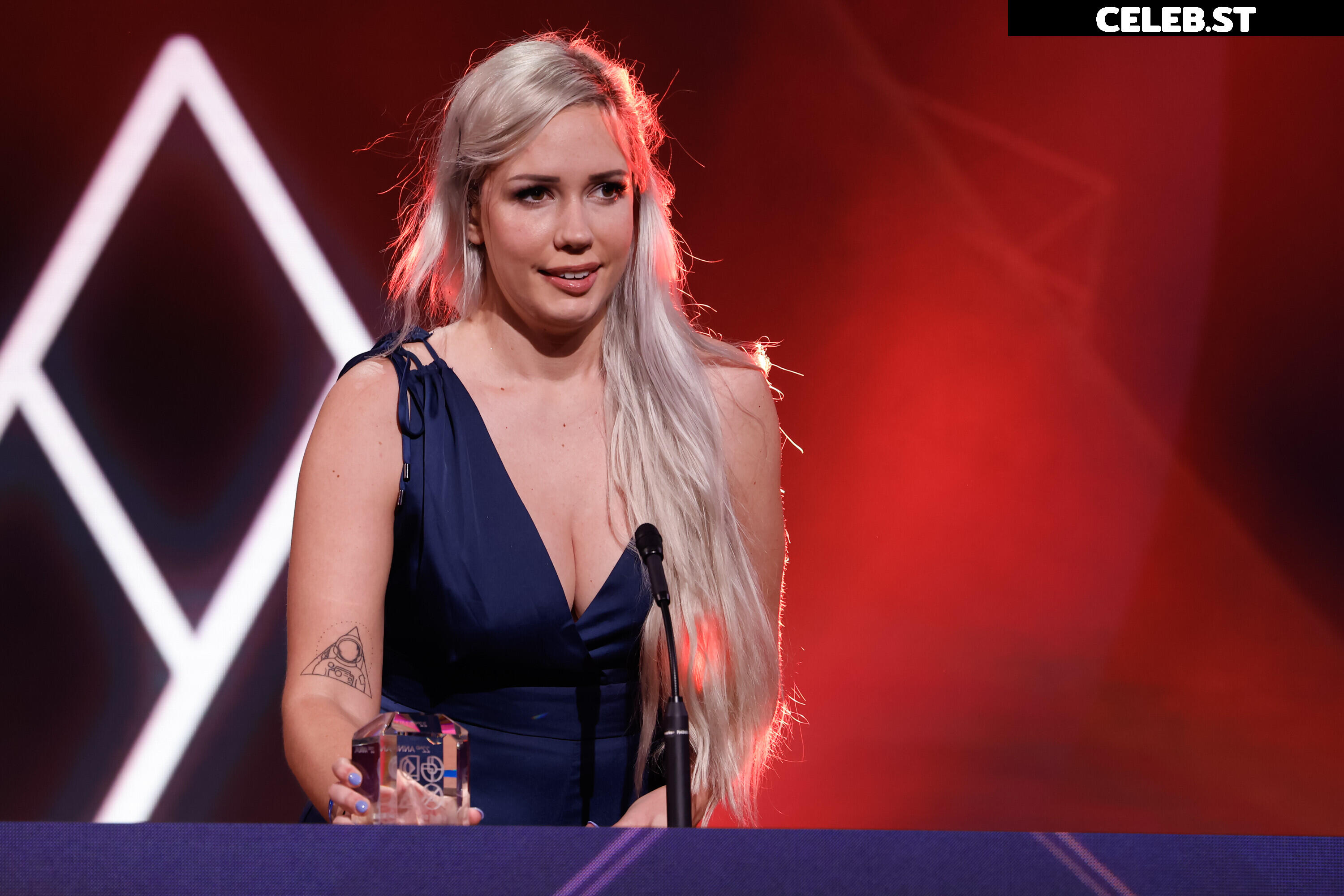 Alanah Pearce - charalanahzard Image 4811769