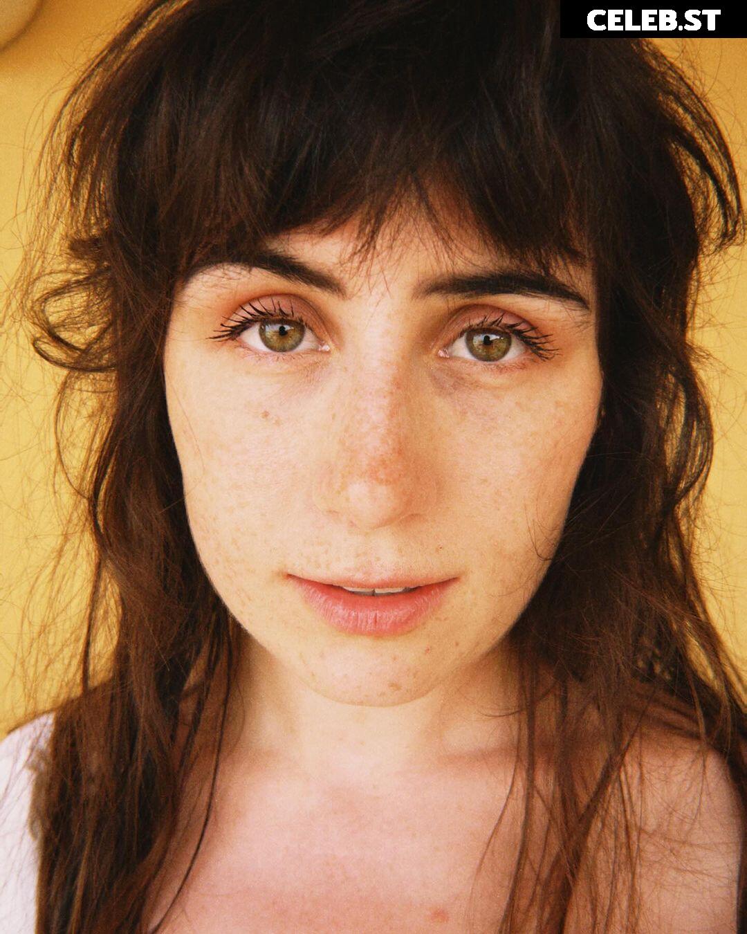 Dodie Clark doddleoddle Image 4812412