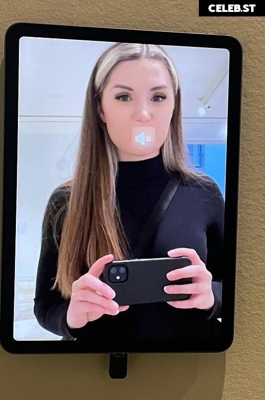 Lauren Southern Image 4812057
