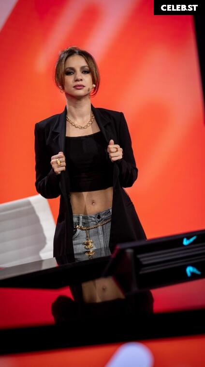 Laure Valée Image 4805599