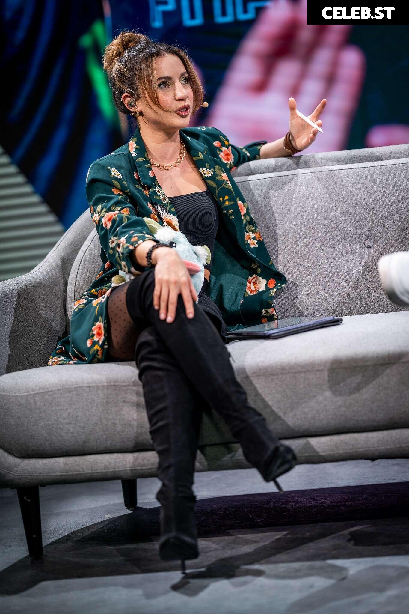 Laure Valée Image 4805927