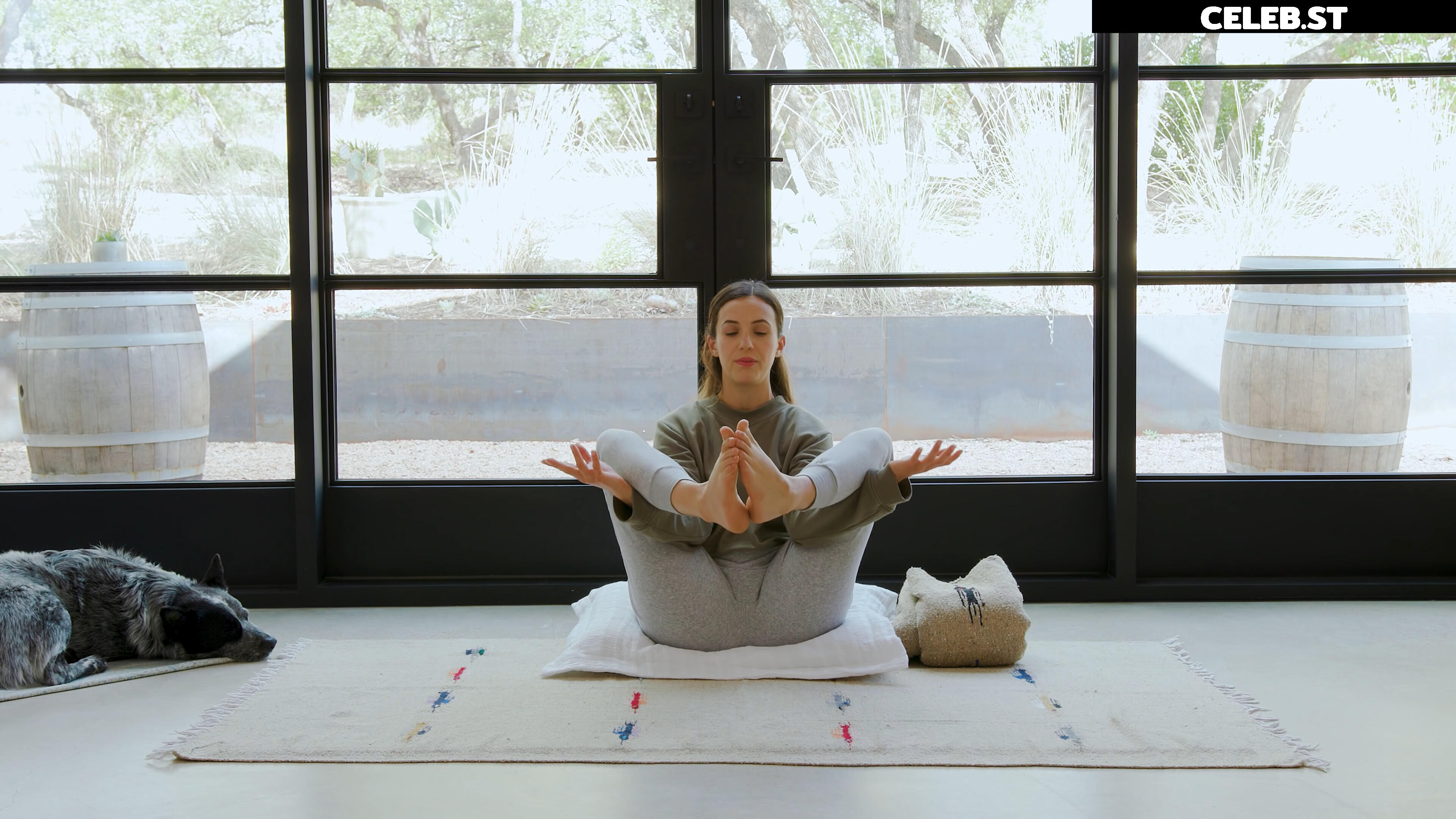 Adriene Mishler (Yoga With Adriene) Image 4804191