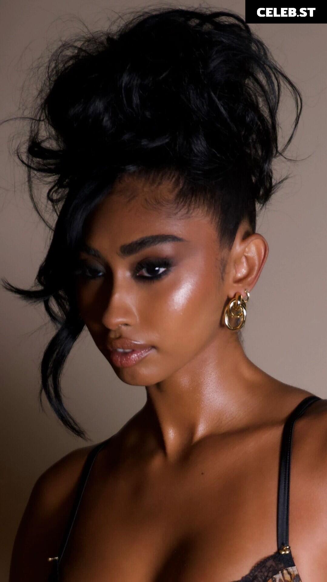 Jasmine Chola | Jasmine Blandford Image 4986410