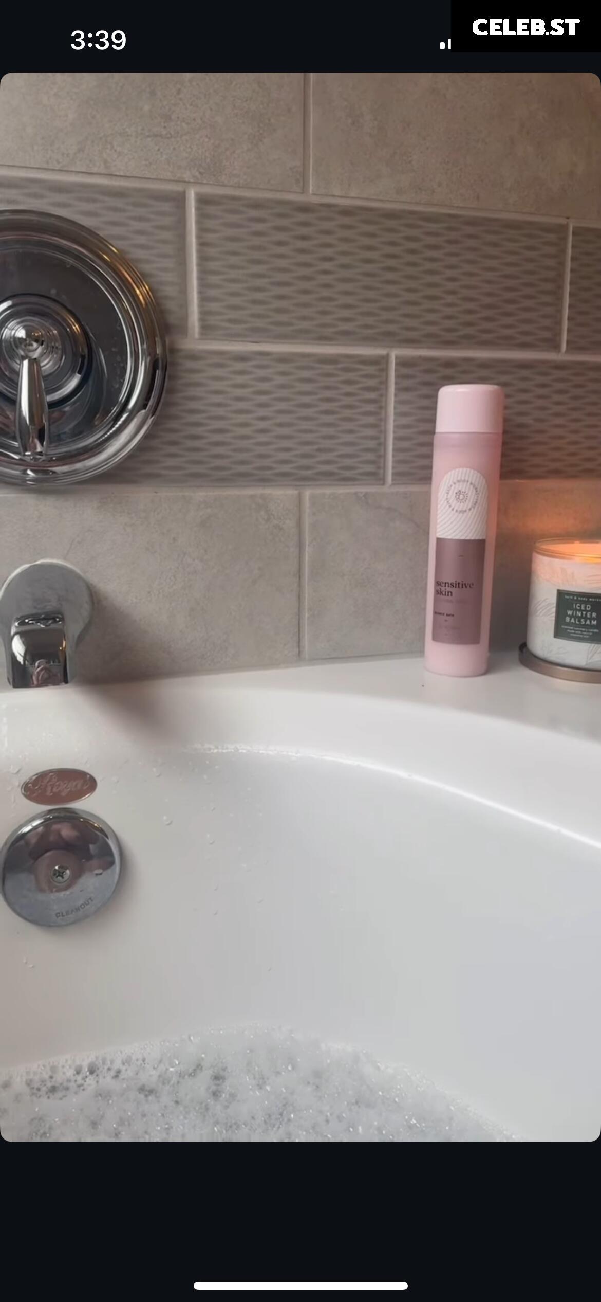 Emilee Atchley Image 4986627