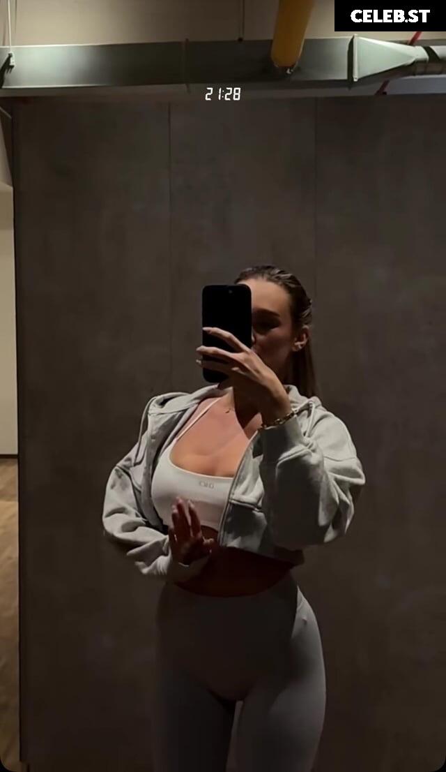 Payton Ramolla Image 4987814