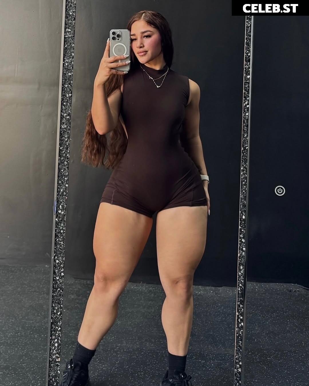 jasmine.rguez / jasmine rodriguez Image 4980112