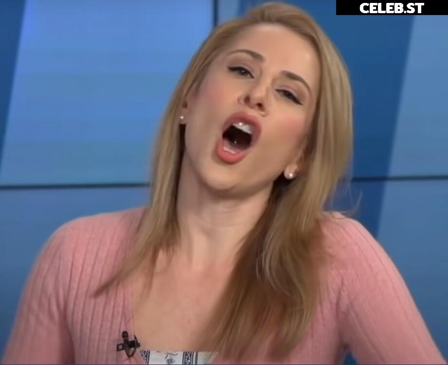 Ana Kasparian Image 4989149