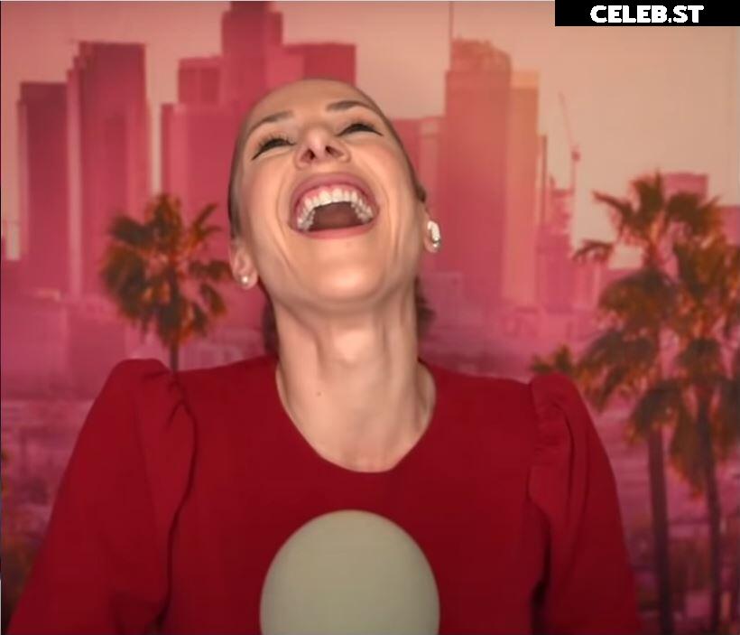 Ana Kasparian Image 4989125