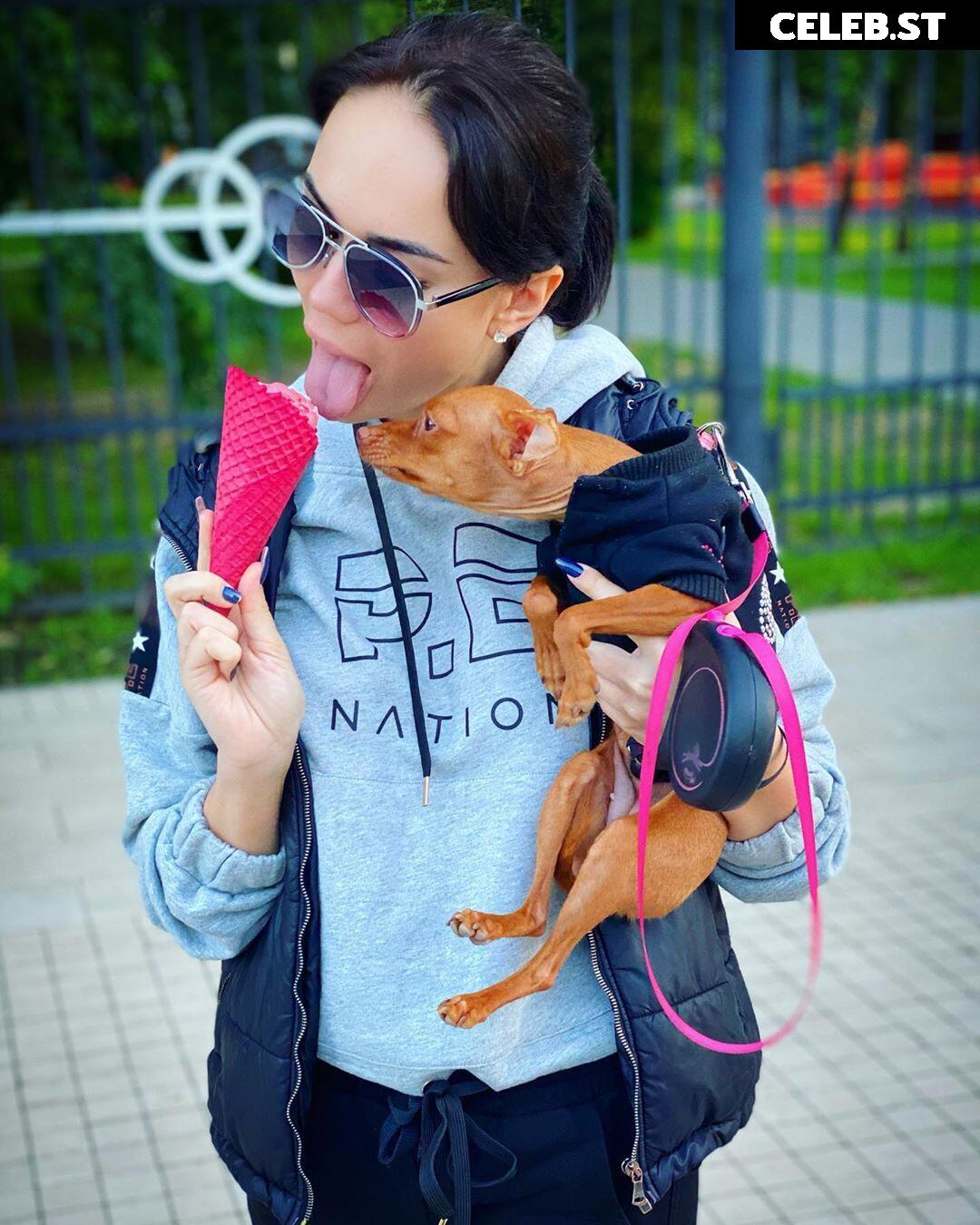 Yana Koshkina Image 4989330