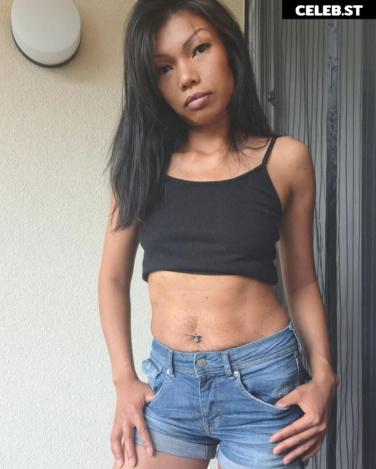 SemanthaBlue Image 497646