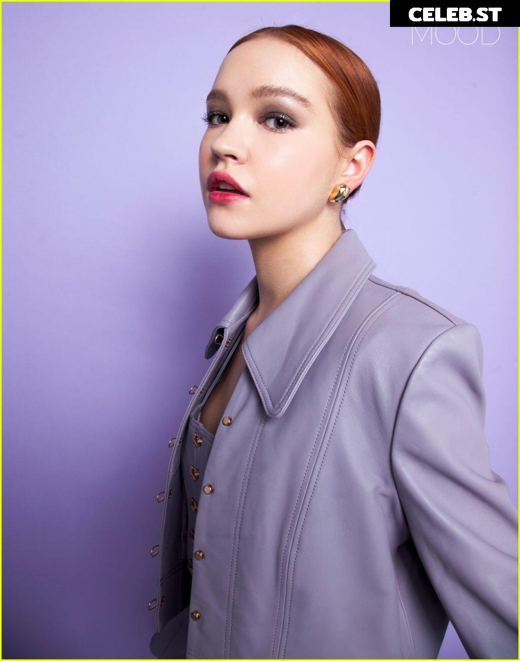 Sadie Stanley Image 4965842