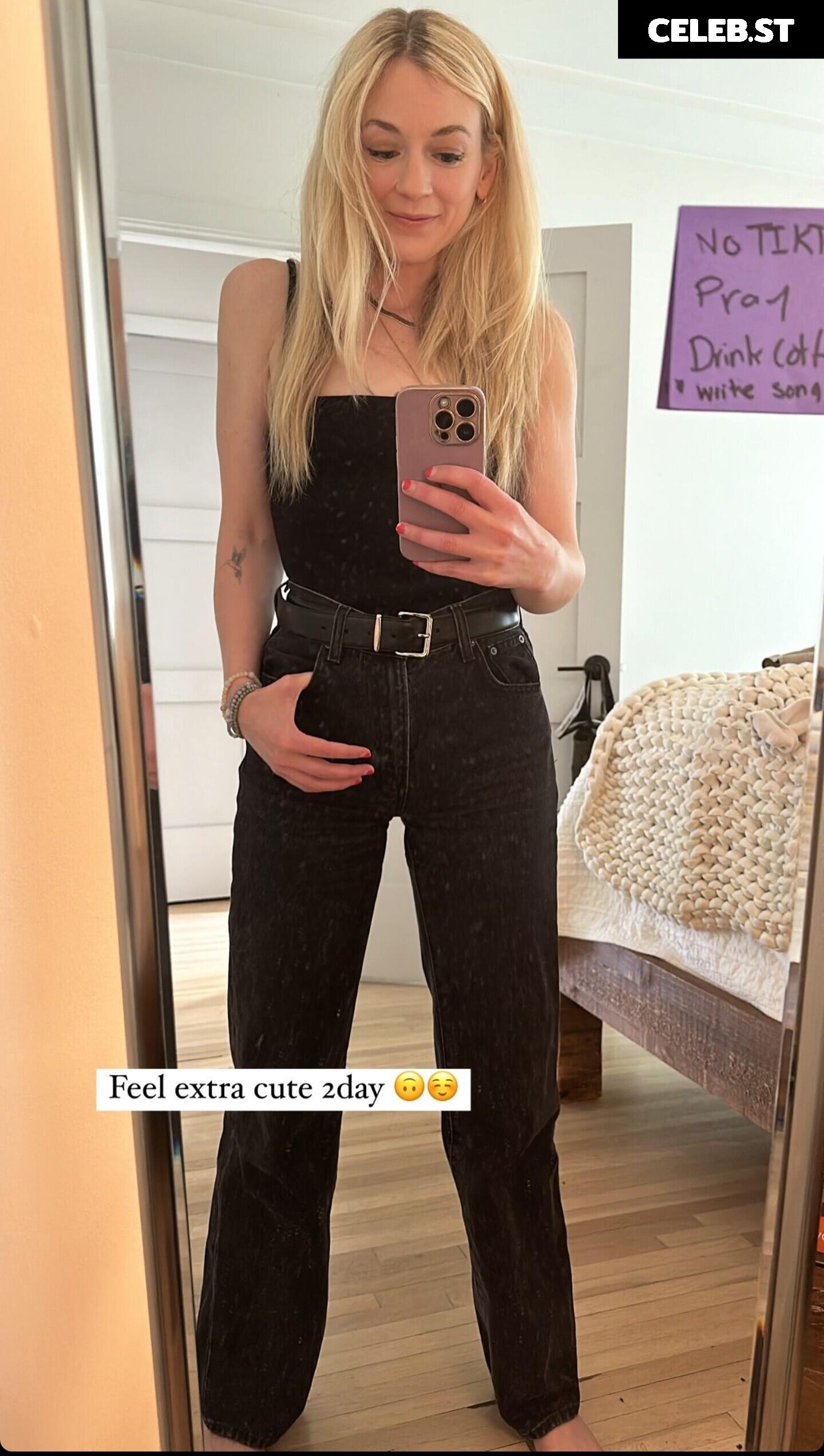 Emily Kinney | Best Known: TWD Image 4967735