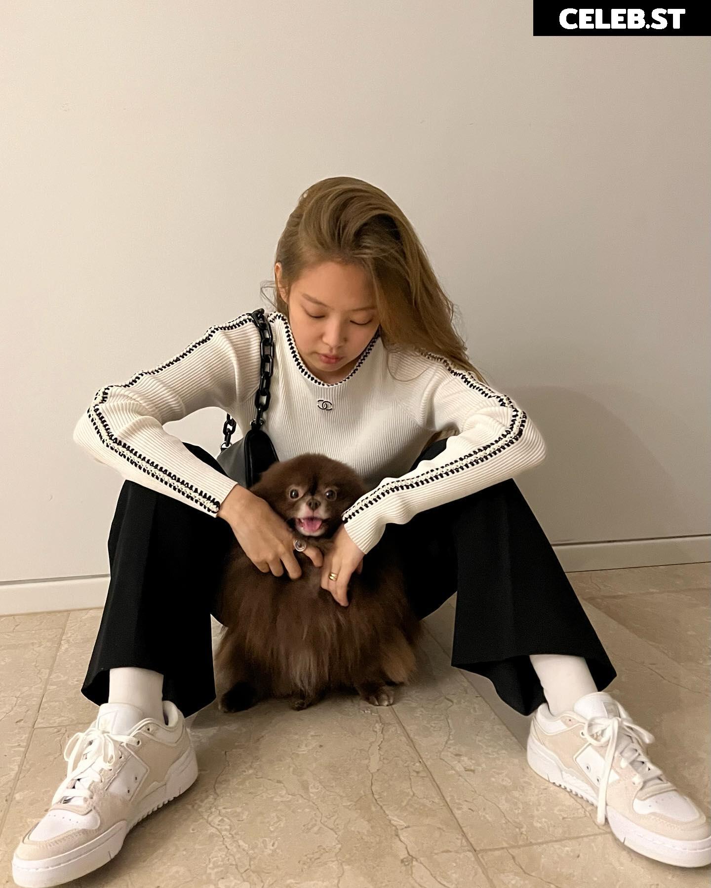 Jennie | BLΛƆKPIИK (Blackpink) Image 4955573