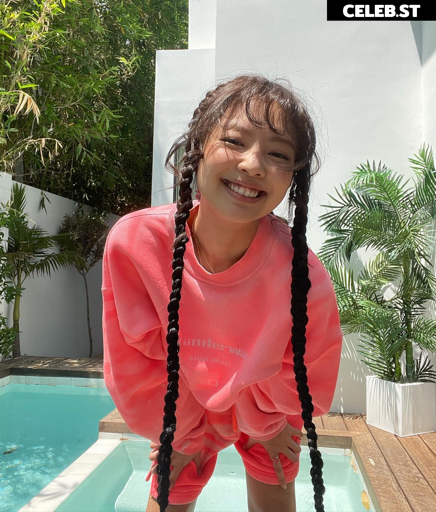 Jennie | BLΛƆKPIИK (Blackpink) Image 4955505