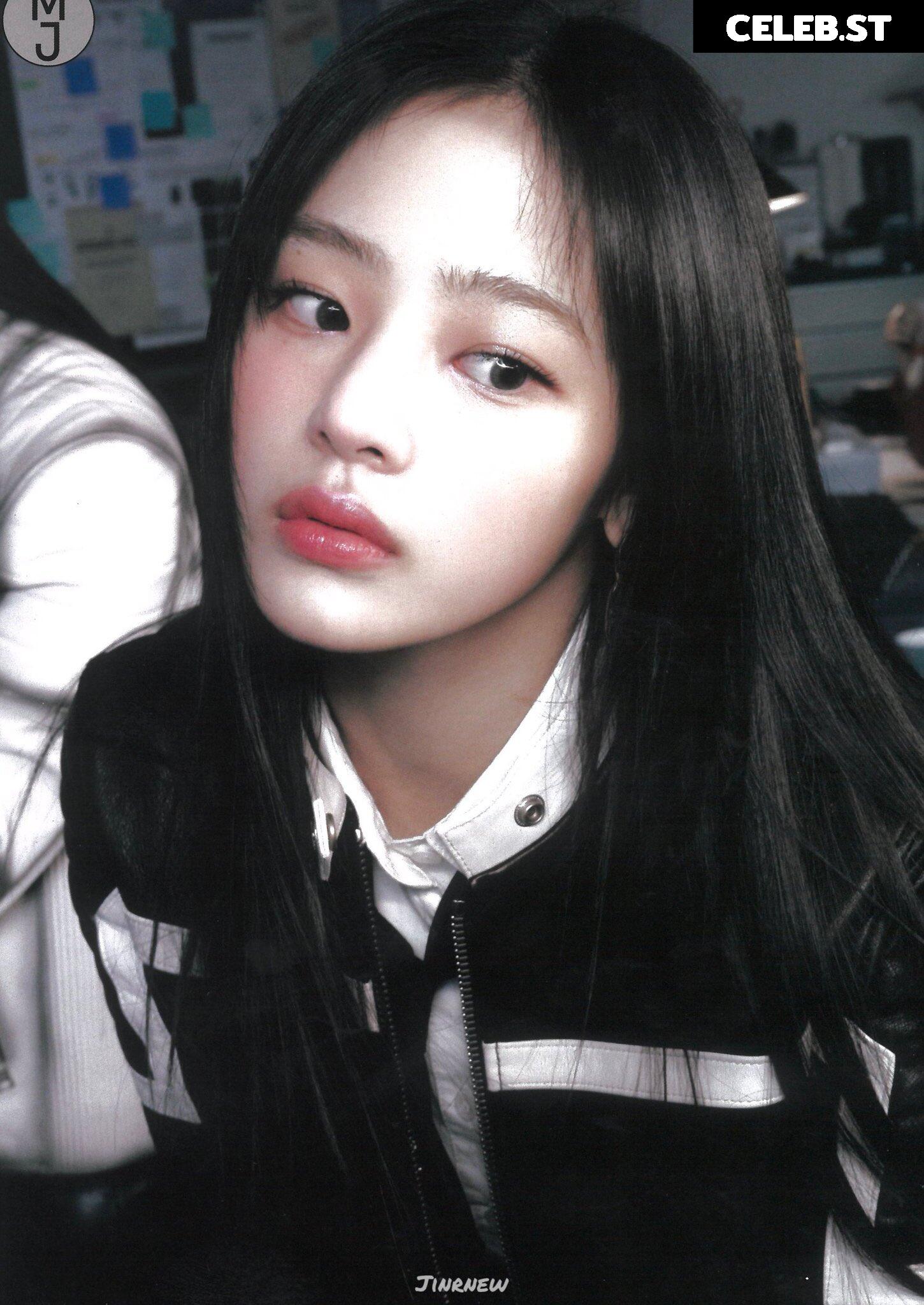 Minji (NewJeans) Image 4955019