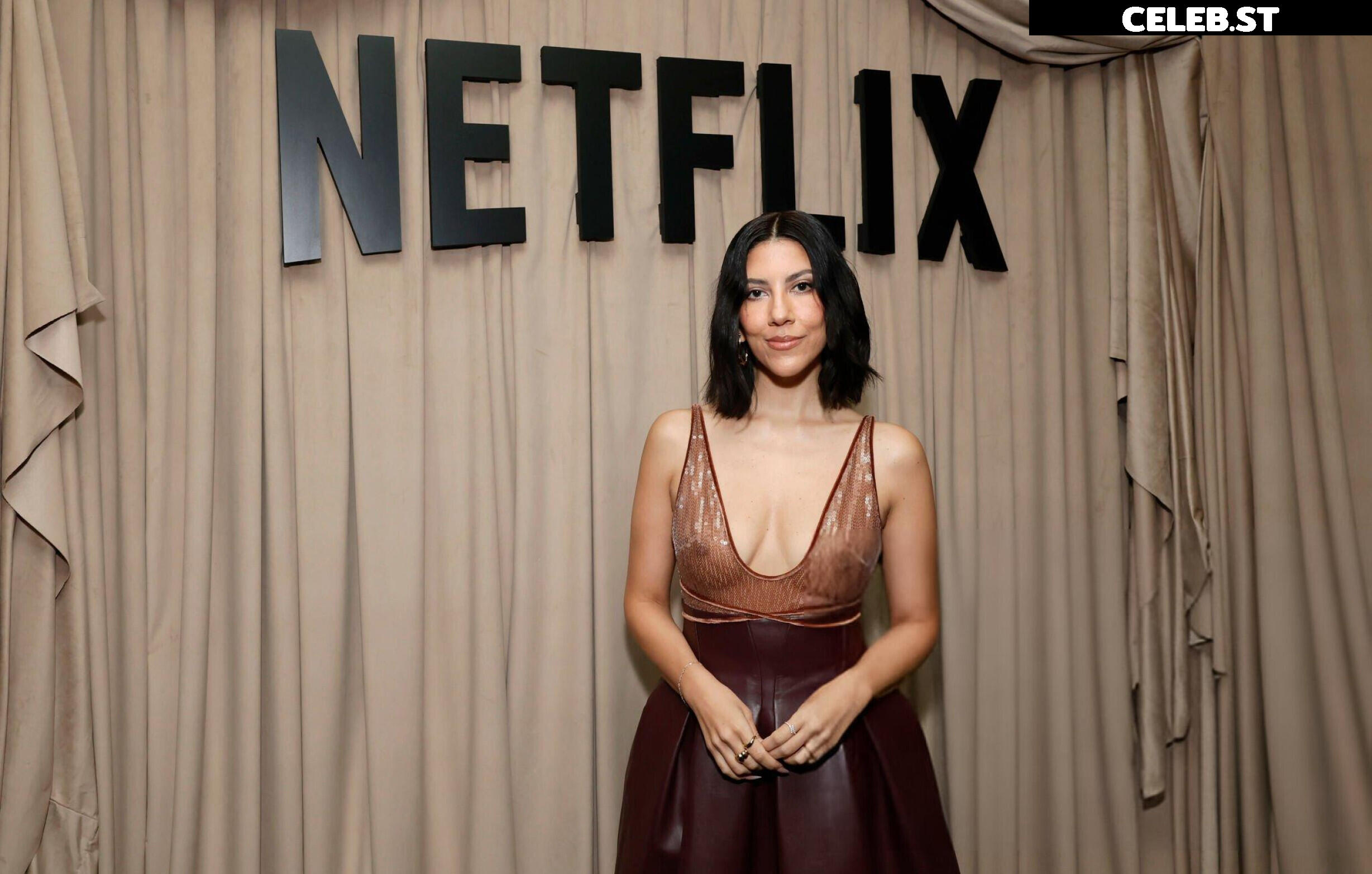 Stephanie Beatriz (Rosa Diaz from Brooklyn Nine-Nine) Image 4941237
