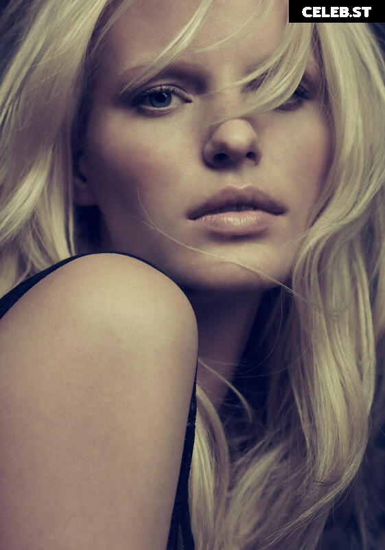 Caroline Winberg Image 4942329